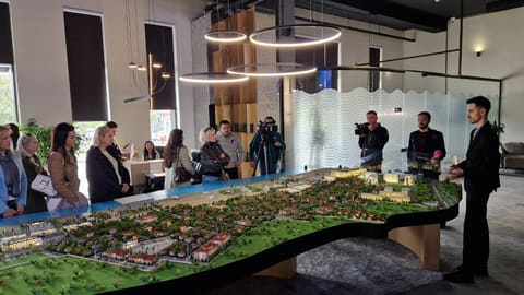 Bakı-Belqrad uçuşları fonunda Serbiya mediası Azərbaycanın turizm imkanları ilə tanış olub