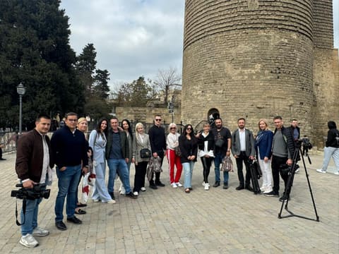 Bakı-Belqrad uçuşları fonunda Serbiya mediası Azərbaycanın turizm imkanları ilə tanış olub