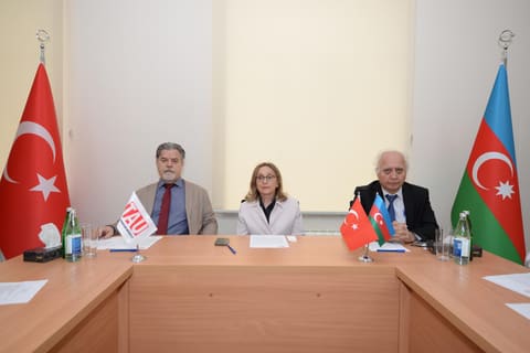 Türkiyə-Azərbaycan Universitetində infotur keçirilib