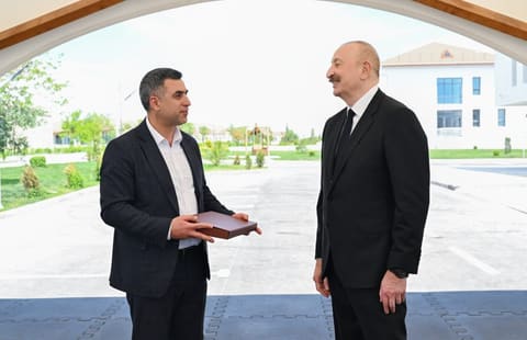 Prezident və birinci xanım Şükürbəyli kəndinə köçən sakinlərlə görüşüblər - YENİLƏNİB