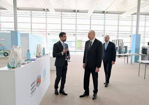İlham Əliyev Bakı Olimpiya Stadionunun ərazisində WUF13 ilə bağlı görülən işlərlə tanış olub 