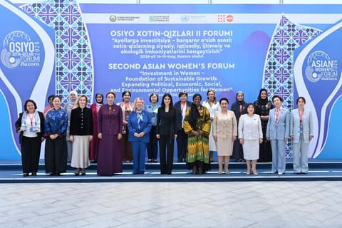 Sahibə Qafarova İkinci Asiya Qadınlar Forumunda çıxış edib