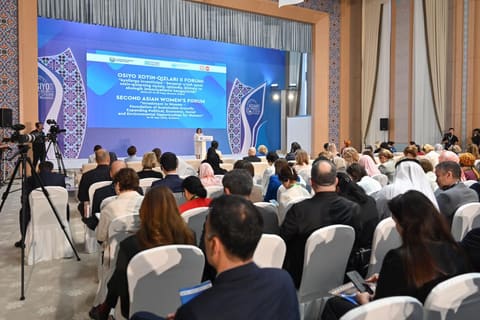 Sahibə Qafarova İkinci Asiya Qadınlar Forumunda çıxış edib