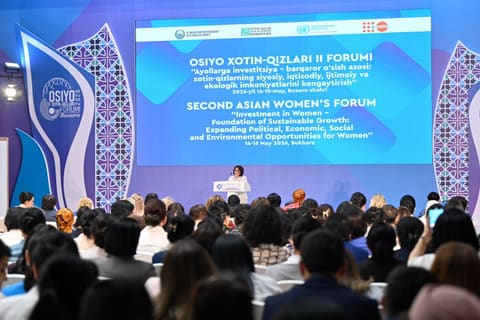 Sahibə Qafarova İkinci Asiya Qadınlar Forumunda çıxış edib
