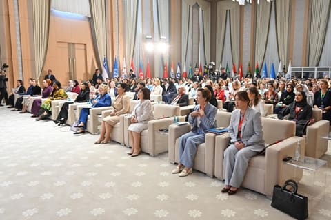 Sahibə Qafarova İkinci Asiya Qadınlar Forumunda çıxış edib