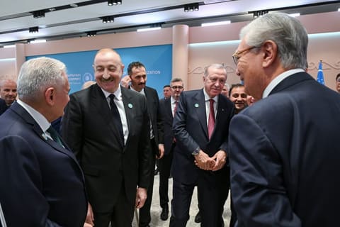 İlham Əliyev Türküstanda TDT-nin qeyri-rəsmi Zirvə görüşündə çıxış edib -  YENİLƏNİB 3