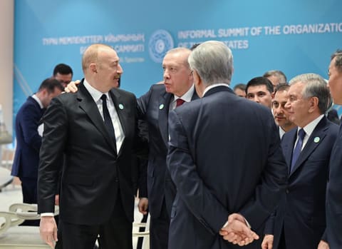 İlham Əliyev Türküstanda TDT-nin qeyri-rəsmi Zirvə görüşündə çıxış edib -  YENİLƏNİB 3