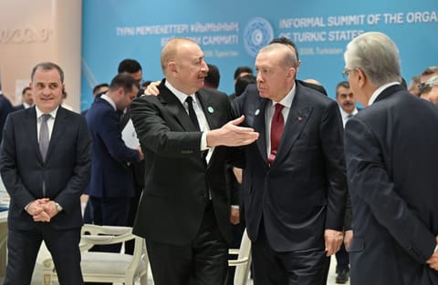 İlham Əliyev Türküstanda TDT-nin qeyri-rəsmi Zirvə görüşündə çıxış edib -  YENİLƏNİB 3