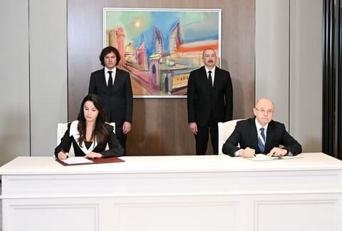 İlham Əliyevin Gürcüstanın Baş naziri ilə görüşü olub