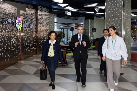 WUF13-ün iştirakçıları “ASAN xidmət”də olublar