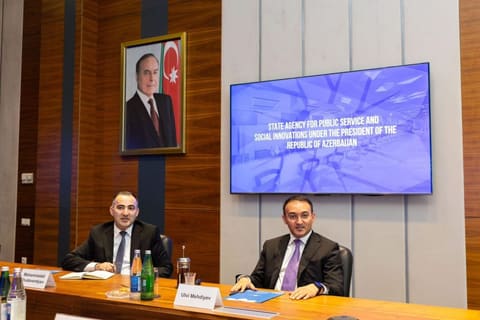 WUF13-ün iştirakçıları “ASAN xidmət”də olublar