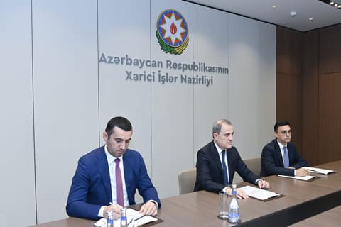Ceyhun Bayramov D-8 İqtisadi Əməkdaşlıq Təşkilatının baş katibi ilə görüşüb