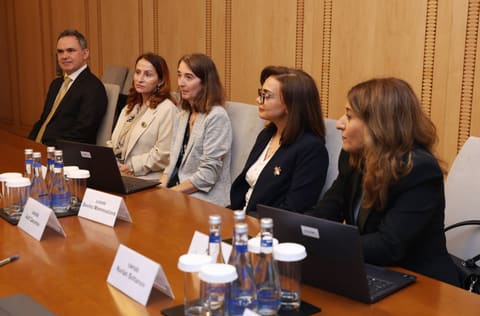 Anar Kərimov Dünya Bankı nümayəndələri ilə dövlət maliyyəsinin idarə olunmasını müzakirə edib