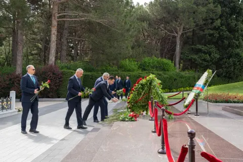 ETSN kollektivi peşə bayramını qeyd edib - Fotolar