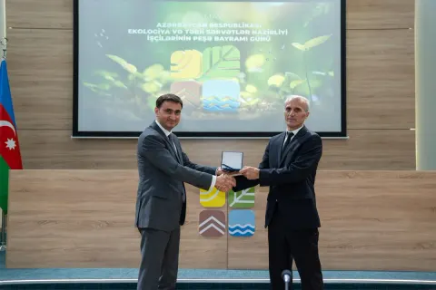 ETSN kollektivi peşə bayramını qeyd edib - Fotolar