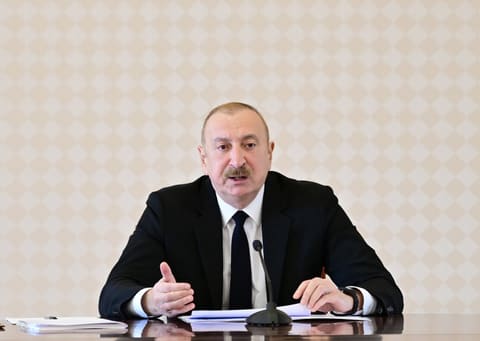 Prezident İlham Əliyevin sədrliyi ilə kənd təsərrüfatı məsələlərinə həsr olunmuş müşavirə keçirilib - YENİLƏNİB