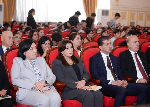 “Ana dili: kimlik və gələcək” gənclərin iştirakı ilə respublika konfransı keçirilib
