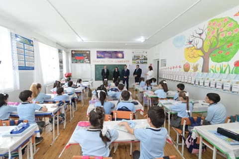 Nazir Qaxda tədris prosesi ilə tanış olub