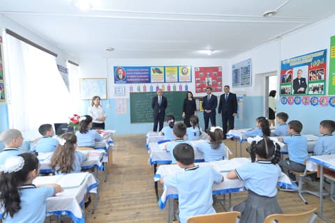 Nazir Qaxda tədris prosesi ilə tanış olub