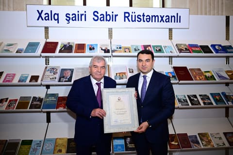Xalq şairi Sabir Rüstəmxanlının 80 illik yubileyi qeyd olunub