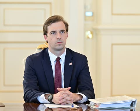  İlham Əliyev ABŞ Dövlət katibinin köməkçisinin başçılıq etdiyi nümayəndə heyətini qəbul edib