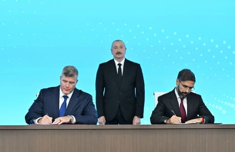 Bakı Enerji Həftəsi çərçivəsində maliyyə dəyəri 7,5 milyard dollar olan müqavilələr imzalanıb