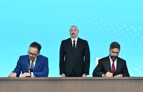Bakı Enerji Həftəsi çərçivəsində maliyyə dəyəri 7,5 milyard dollar olan müqavilələr imzalanıb