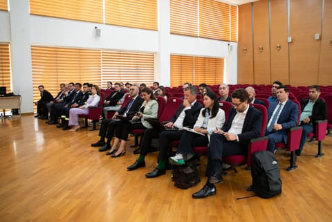 Sumqayıt Sənaye Parkında “Sənaye Klasterlərinə Keçid” təşəbbüsünə dair vörkşop keçirilib