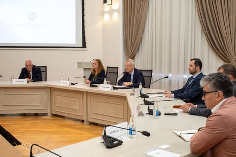 Energetika naziri Almaniya İqtisadiyyatının Şərq Komitəsinin sədri ilə görüşüb