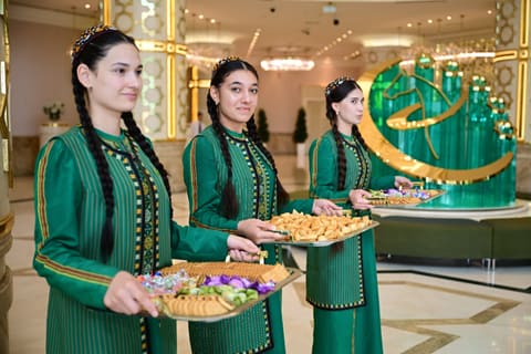 Adil Kərimlinin rəhbərlik etdiyi nümayəndə heyəti Türkmənistandadır