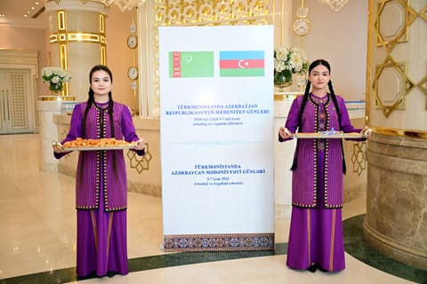 Adil Kərimlinin rəhbərlik etdiyi nümayəndə heyəti Türkmənistandadır