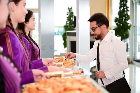 Adil Kərimlinin rəhbərlik etdiyi nümayəndə heyəti Türkmənistandadır