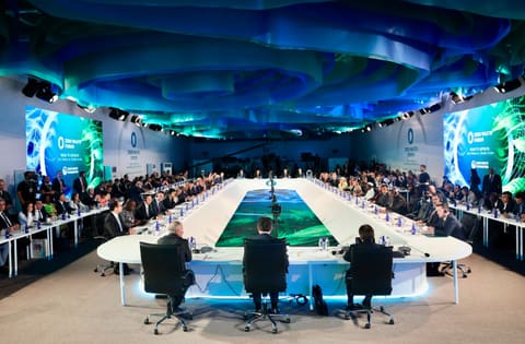 Məcnun Məmmədov İstanbulda “Sıfır Tullantı Forumu 2026” toplantısında çıxış edib 