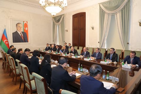 Vyetnamın Baş prokuroru Bakıya işgüzar səfərə gəlib