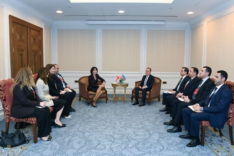 İstanbulda Azərbaycan və Gürcüstan XİN rəhbərləri arasında görüş olub