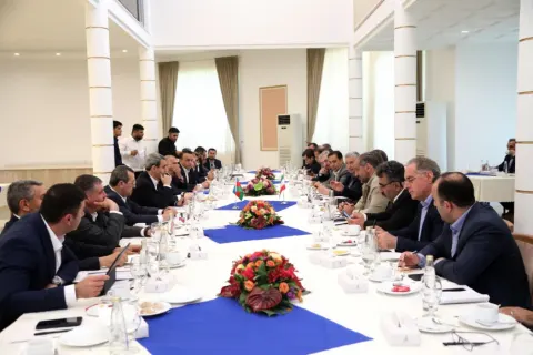 ADY və İran Dəmir Yollarının rəhbərliyi Astara Terminalında tikinti işlərinin gedişi ilə tanış olub