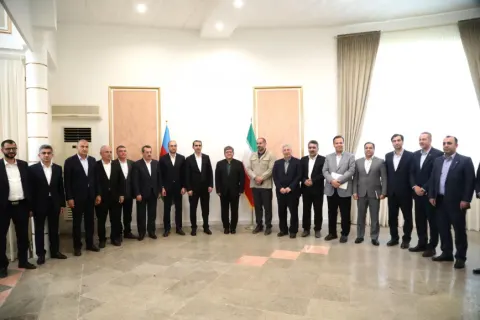 ADY və İran Dəmir Yollarının rəhbərliyi Astara Terminalında tikinti işlərinin gedişi ilə tanış olub