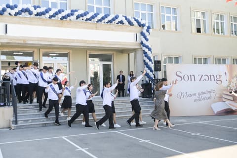 Elm və təhsil naziri “Son zəng” tədbirində iştirak edib