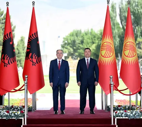 Albaniya Prezidenti Qırğızıstana rəsmi səfər edib
