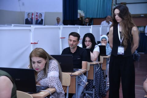 Təhsilverənlərin sertifikatlaşdırılması prosesinin test imtahanı mərhələsinin ikinci günü yekunlaşıb