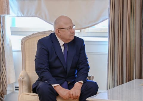 İlham Əliyev Dağıstanın tanınmış ictimai-siyasi xadimi Qurban Qurbanova “Dostluq” ordenini təqdim edib