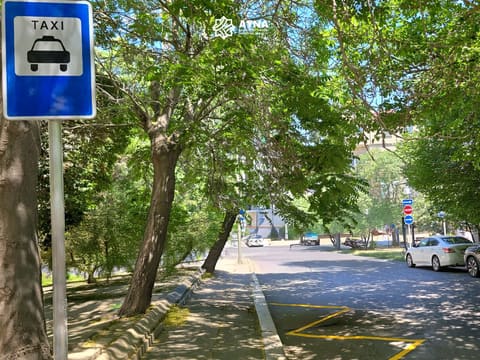 AYNA: Daha 4 ünvanda minib-düşmə yerləri və taksi duracaqları təşkil edilib