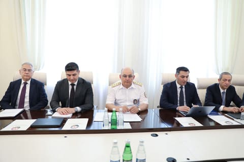 Səhiyyə Nazirliyi ilə DGK arasında dərman və tibb vasitələrinin nəzarəti sahəsində əməkdaşlıq gücləndirilir