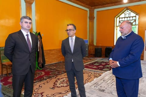 Ramin Məmmədov Lerikdə din xadimləri ilə görüşüb