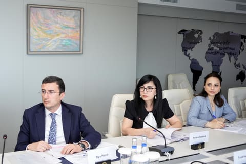 Sosial və İqtisadi məsələlər üzrə Üçtərəfli Komissiya növbəti iclasını keçirib