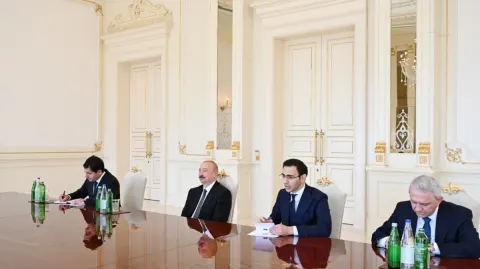  İlham Əliyev İordaniya Haşimilər Krallığı Nümayəndələr Palatasının nümayəndə heyətini qəbul edib