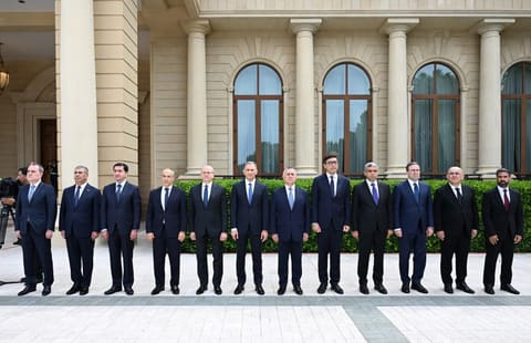 Sərdar Berdiməhəmmədovun Bakıda rəsmi qarşılanma mərasimi olub