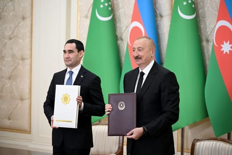 Azərbaycan-Türkmənistan sənədləri mübadilə olunub