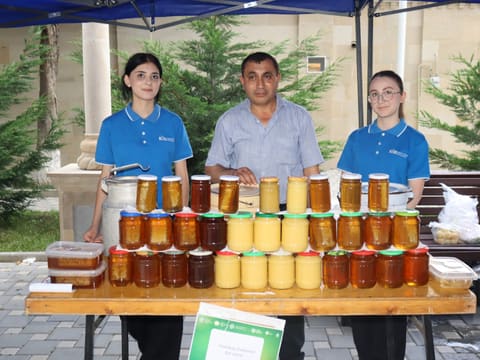 Samux rayonunda ilin ilk məhsul festivalı keçirilib