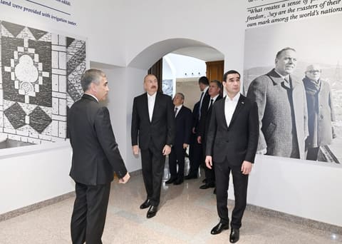 Azərbaycan və Türkmənistan prezidentləri Şuşada "Heydər Əliyev və Qarabağ" sərgisi ilə tanış olublar